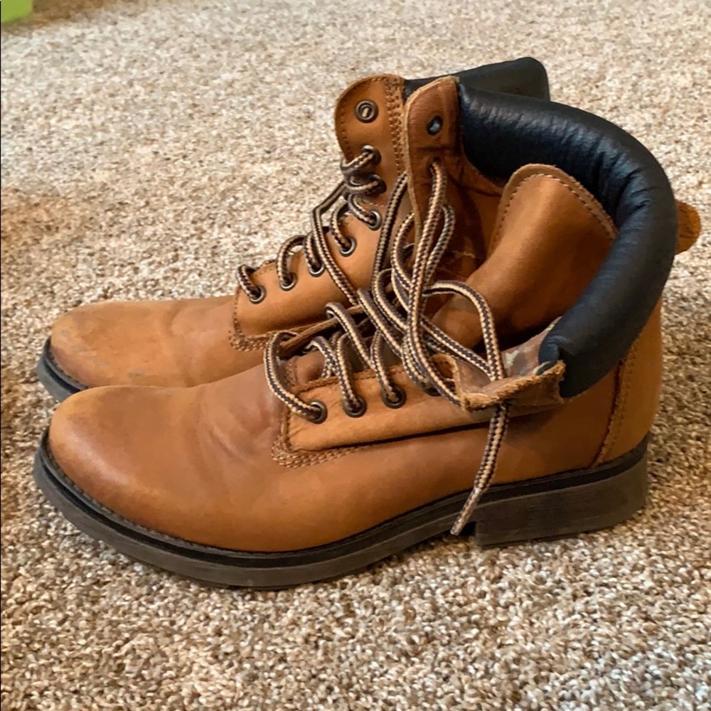 Steve Madden boots